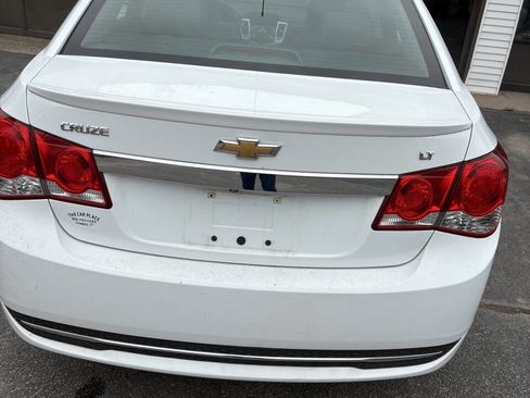 Used 2016 Chevrolet Cruze LT w/ Sun, Sound and Sport Package image 5