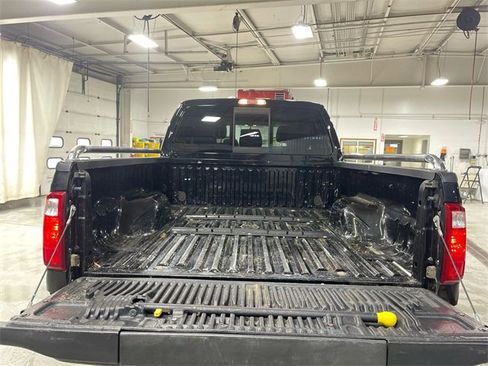 Used 2016 Ford F250 Platinum w/ FX4 Off-Road Package image 24