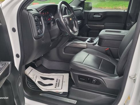 Used 2021 Chevrolet Silverado 1500 LTZ w/ LTZ Premium Package AWD/4WD image 18