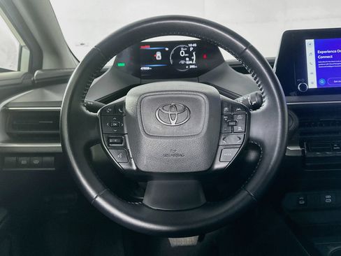 Used 2024 Toyota Prius LE FWD image 18