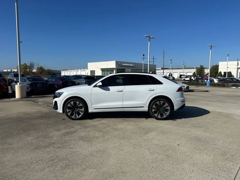 Used 2025 Audi Q8 Premium Plus image 6