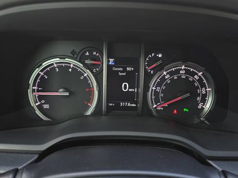 Used 2022 Toyota 4Runner Limited RWD image 19