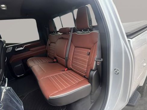 Used 2024 GMC Sierra 3500 Denali Ultimate image 25