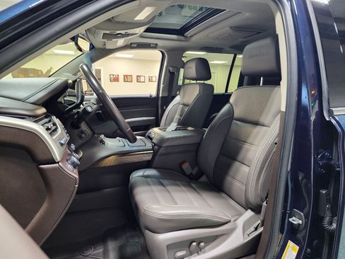 Used 2020 GMC Yukon XL Denali w/ Open Road Package image 15
