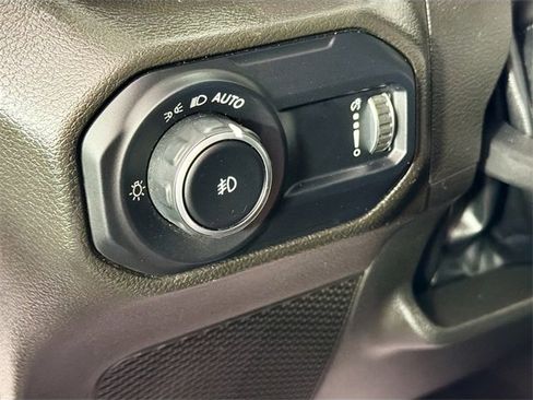 Used 2023 Jeep Wrangler Sahara w/ Cold Weather Group image 10