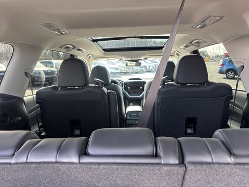 Certified 2025 Subaru Ascent Limited w/ Popular Package #2 image 62