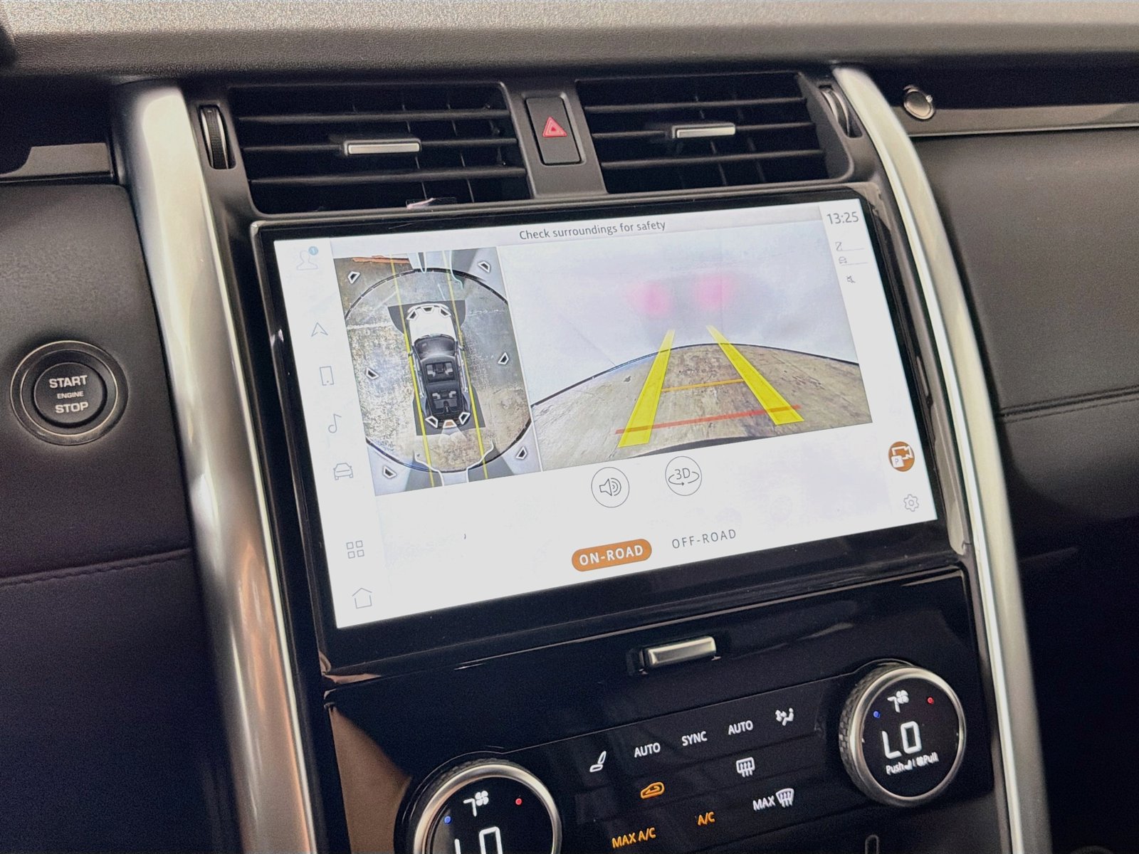 New 2026 Land Rover Discovery S AWD/4WD image 17