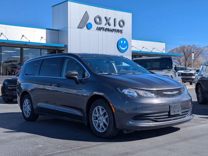 Used 2020 Chrysler Voyager LX