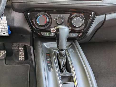 Used 2022 Honda HR-V Sport image 24