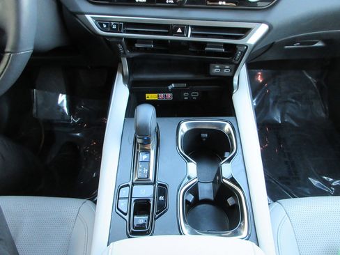 Used 2024 Lexus RX 350 w/ Convenience Package image 45