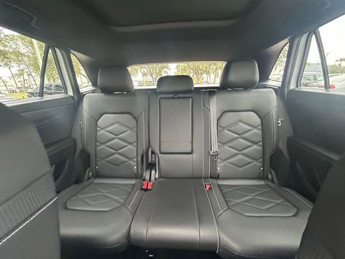 New 2026 Volkswagen Atlas SE image 13