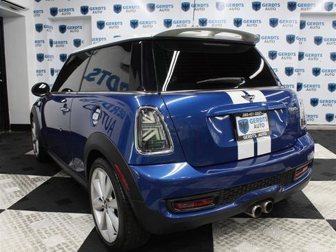Used 2013 MINI Cooper S FWD image 2