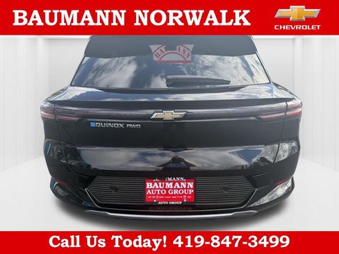 Used 2025 Chevrolet Equinox EV LT w/ Convenience Package AWD/4WD image 7