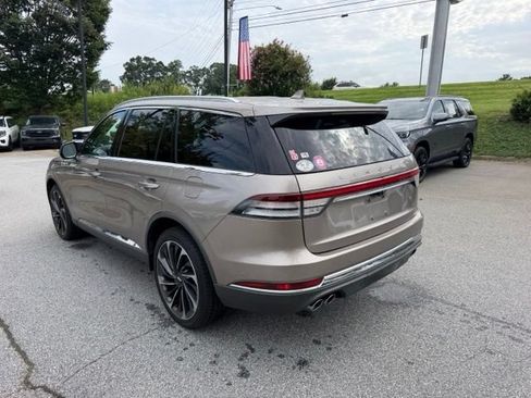 Used 2020 Lincoln Aviator Reserve w/ Equipment Group 202A AWD/4WD image 3