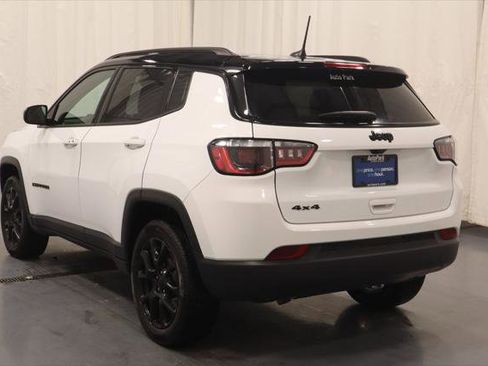 Certified 2023 Jeep Compass Latitude w/ Sun and Sound Group AWD/4WD image 8