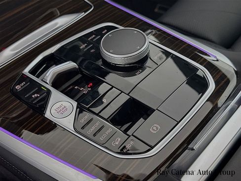 Used 2026 BMW X5 xDrive40i w/ Climate Comfort Package image 17