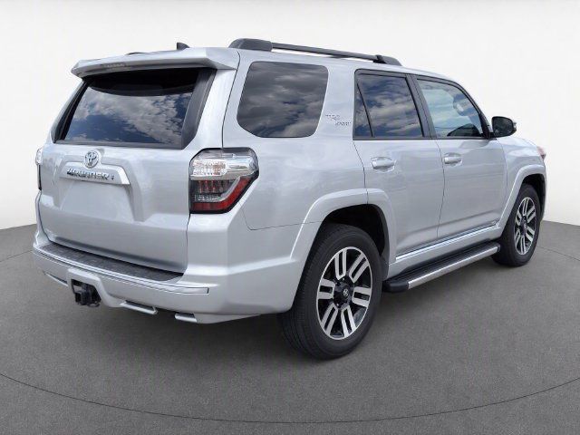 Used 2022 Toyota 4Runner TRD Sport RWD image 3