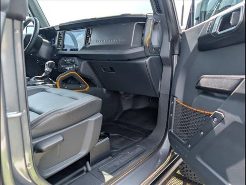Used 2024 Ford Bronco Badlands image 21