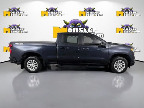 Used 2023 Chevrolet Silverado 1500 RST w/ Max Trailering Package AWD/4WD image 4