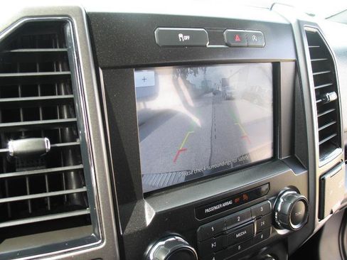 Used 2020 Ford F150 XLT w/ Equipment Group 302A Luxury AWD/4WD image 39