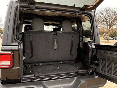 Used 2026 Jeep Wrangler Sport image 33