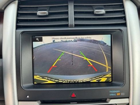 Used 2013 Ford Edge Limited FWD image 22