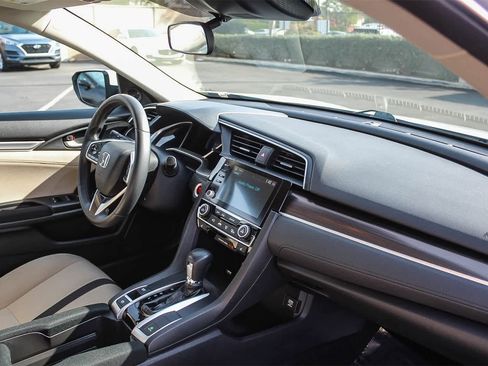 Used 2020 Honda Civic EX image 22