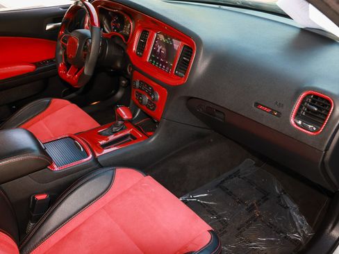 Used 2019 Dodge Charger GT w/ Blacktop Package RWD image 19