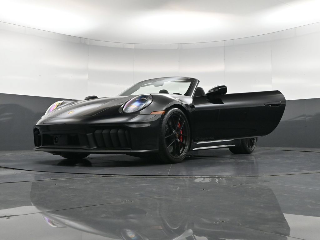 Certified 2026 Porsche 911 Carrera 4 GTS AWD/4WD image 38
