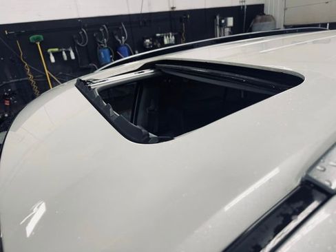 Used 2022 Honda Pilot Touring image 10