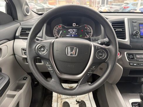 Used 2018 Honda Pilot LX image 14