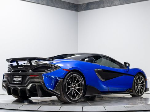 Used 2019 McLaren 600LT RWD image 13