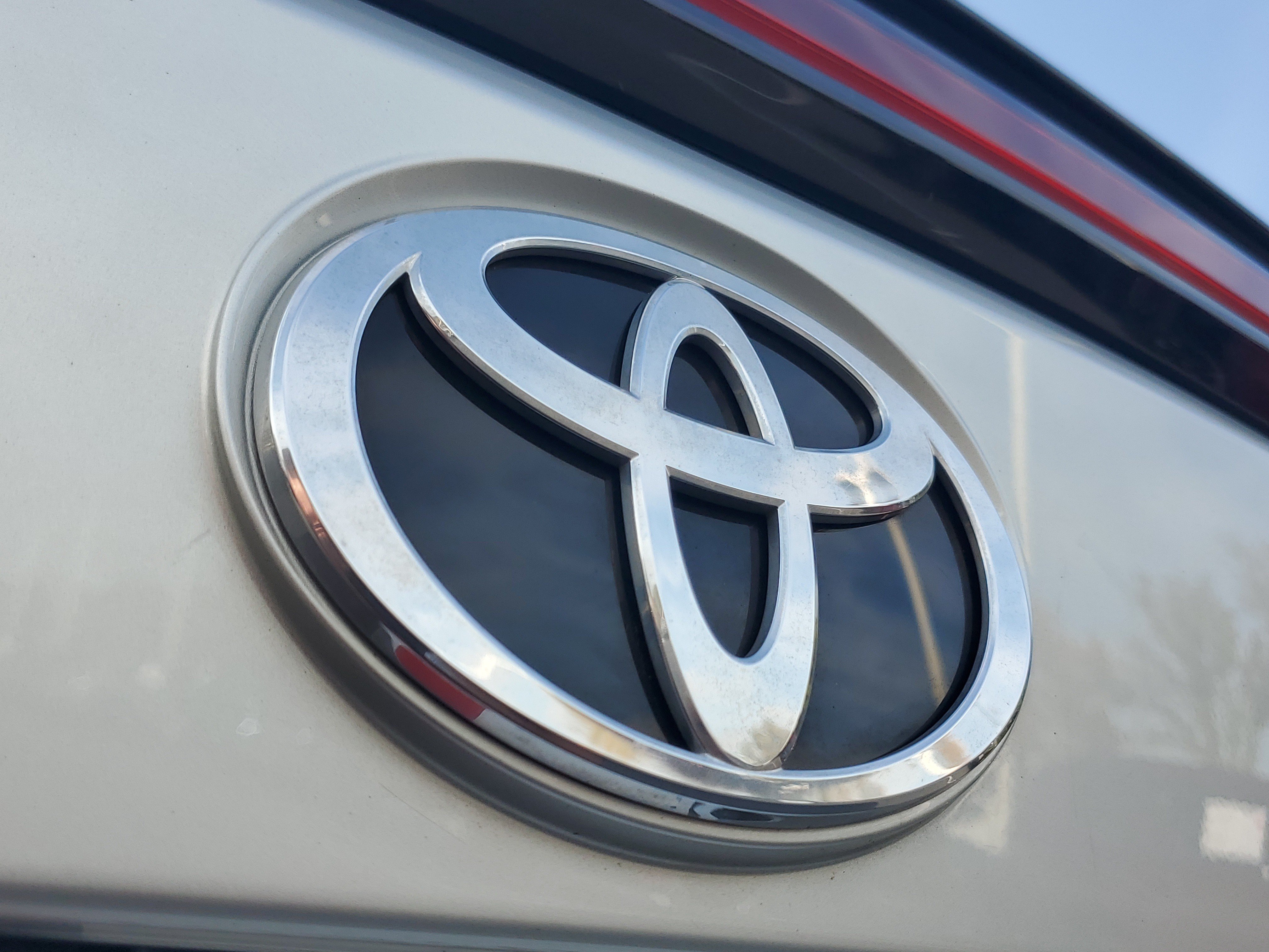 Certified 2023 Toyota bZ4X AWD w/ Weather Package image 8