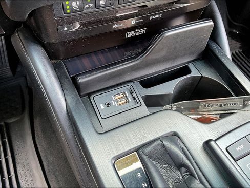 Used 2019 Lexus ES 350 w/ Accessory Package 2 FWD image 16
