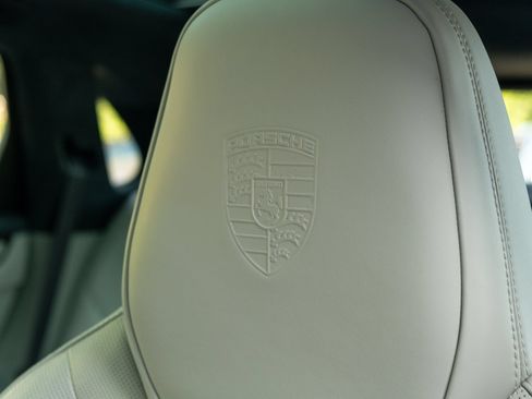 Certified 2023 Porsche Cayenne Turbo S AWD/4WD image 48