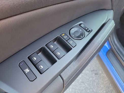 New 2026 Kia Sportage EX image 21