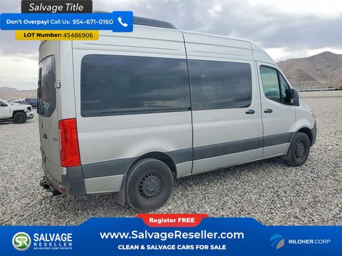 Used 2024 Mercedes-Benz Sprinter 2500 image 4