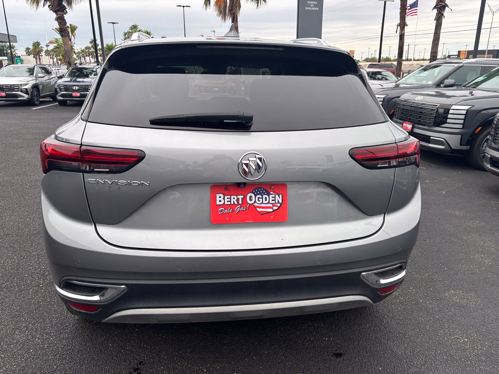 Used 2023 Buick Envision Essence FWD image 5