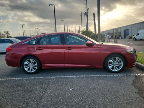 Certified 2020 Honda Accord LX image 4