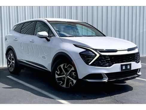 Used 2024 Kia Sportage EX FWD image 31