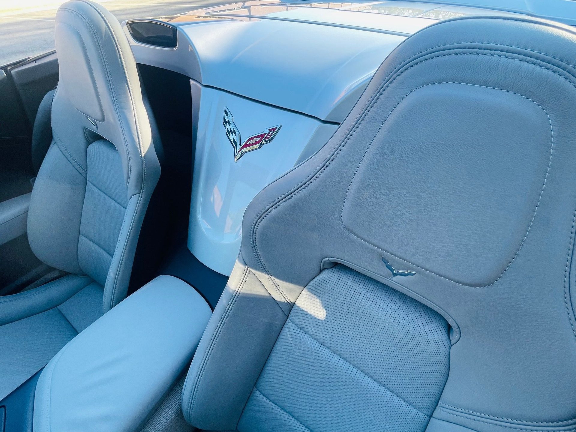 Used 2015 Chevrolet Corvette Stingray Convertible w/ 2LT Preferred Equipment Group RWD image 43