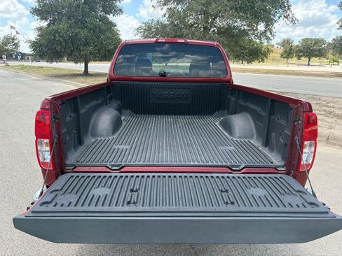Used 2014 Nissan Frontier S RWD image 22
