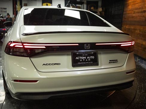 Used 2023 Honda Accord Sport image 6