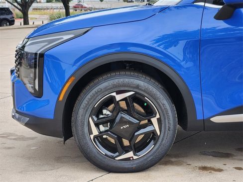 New 2026 Kia Sportage EX w/ EX Panorama Roof Package image 17