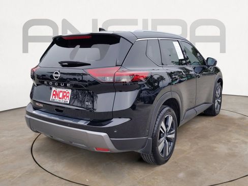 Certified 2024 Nissan Rogue SL w/ SL Premium Package FWD image 14