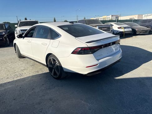 Used 2025 Honda Accord Sport image 7
