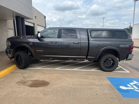 Used 2020 RAM 2500 Laramie AWD/4WD image 2