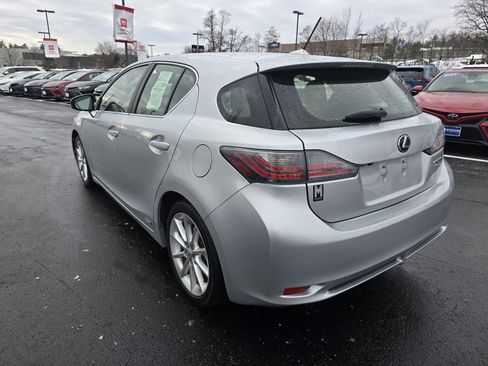 Used 2013 Lexus CT 200h 200h image 5
