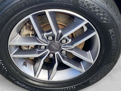 Certified 2021 Jeep Grand Cherokee Limited image 28