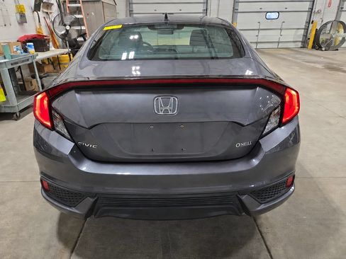 Used 2019 Honda Civic EX image 2